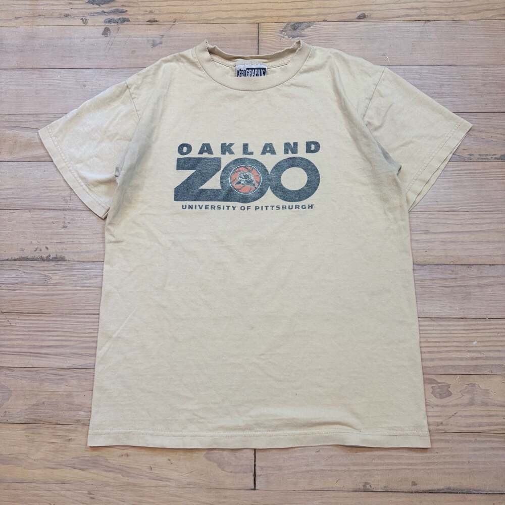 Vintage Aerographic by Aeropostale Oakland Zoo University of Pittsburgh T-Shirt